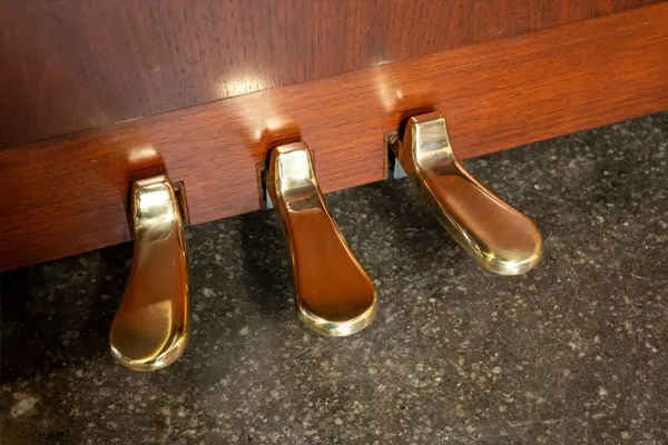 Piano Hardware